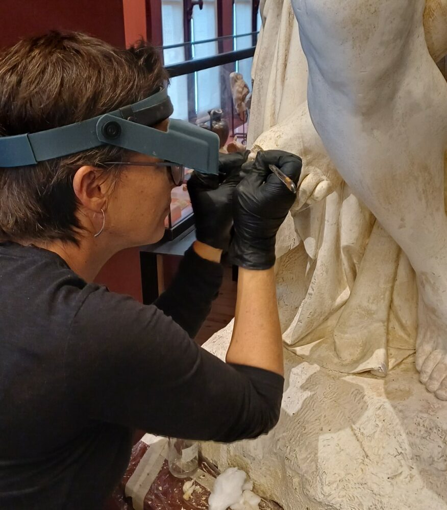 Restauration ouverte au public <br> Rencontre avec Marie Gouret